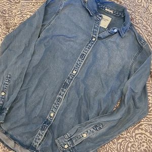 Abercrombie & Fitch boyfriend chambray shirt